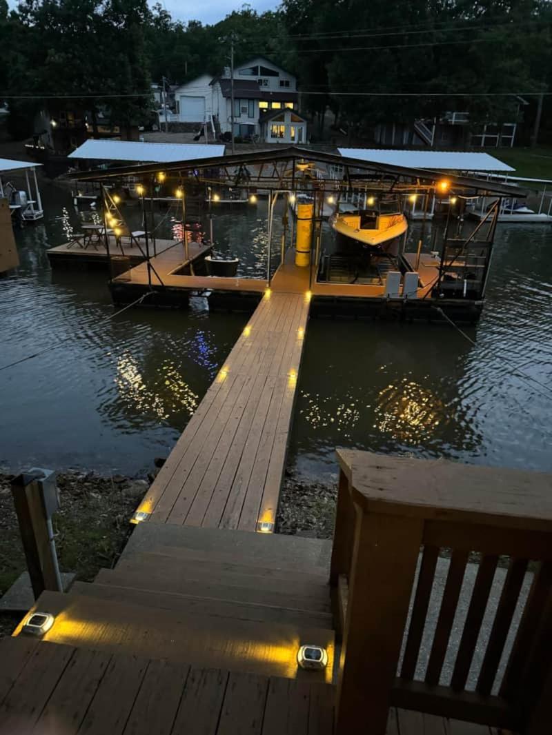 Lakefront Cottage In Secluded Cove Sunrise Beach Luaran gambar